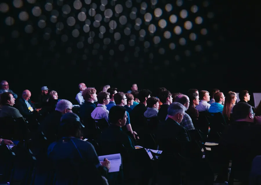 Pubblico durante una presentazione dal vivo